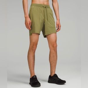 Lululemon License to Train XL MOSSY GREEN